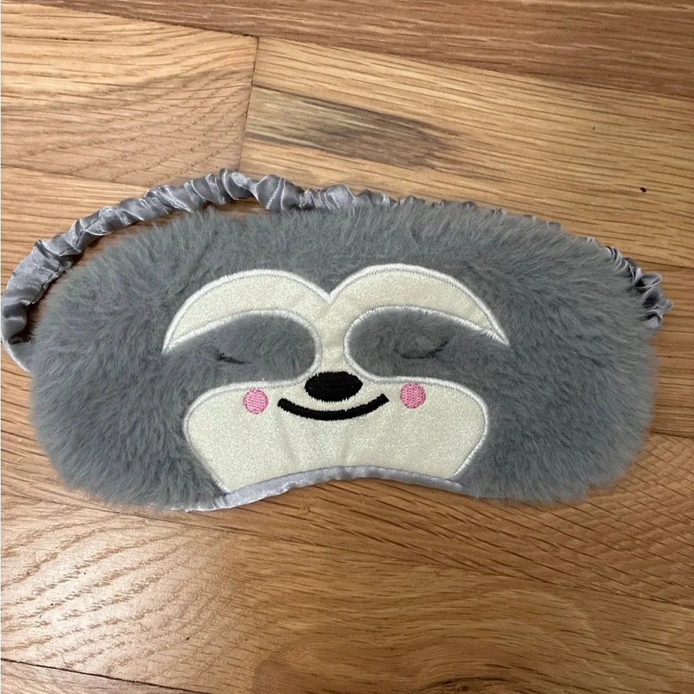 Gray Sloth Sleep Mask - Picture 1 of 2